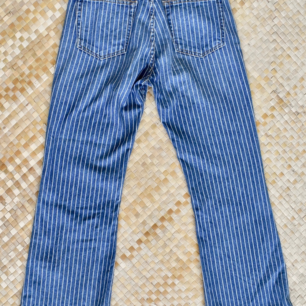 Mid Crop Flare - Mesa Stripe - Picture 3 of 4